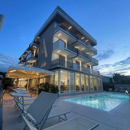 Hotel Ascot Риччоне Екстер'єр фото