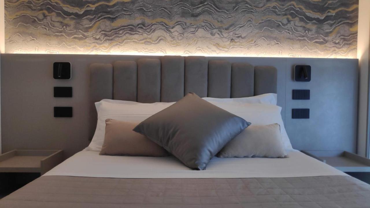 Hotel Ascot Риччоне Екстер'єр фото
