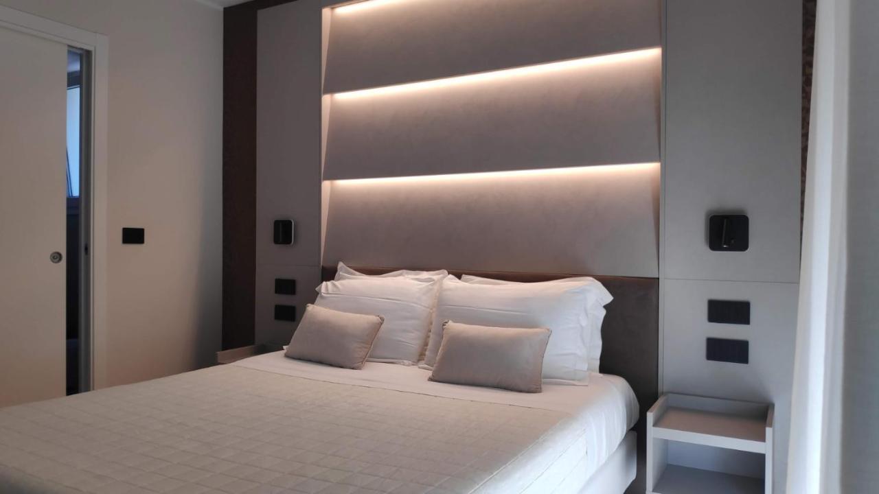 Hotel Ascot Риччоне Екстер'єр фото