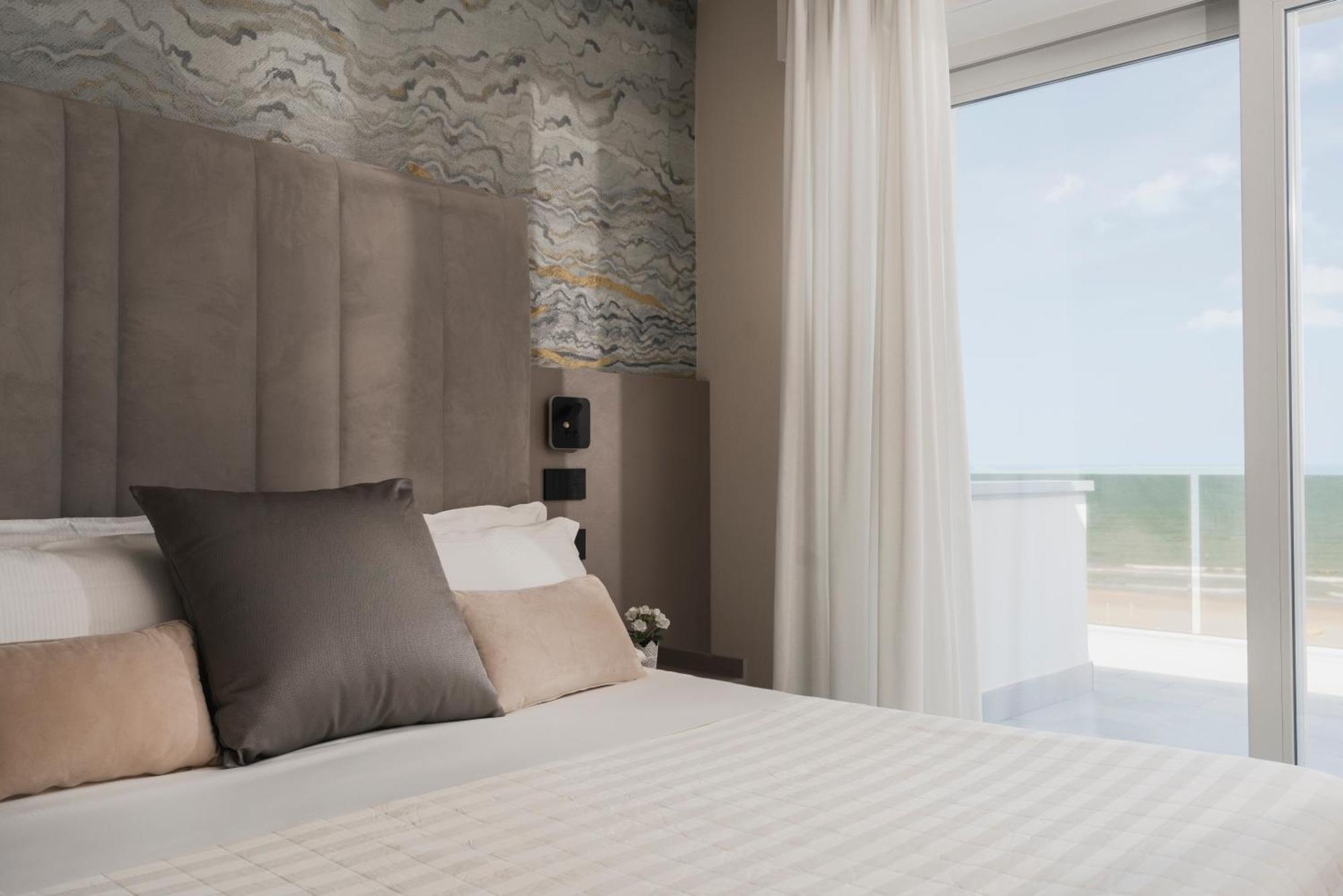 Hotel Ascot Риччоне Екстер'єр фото