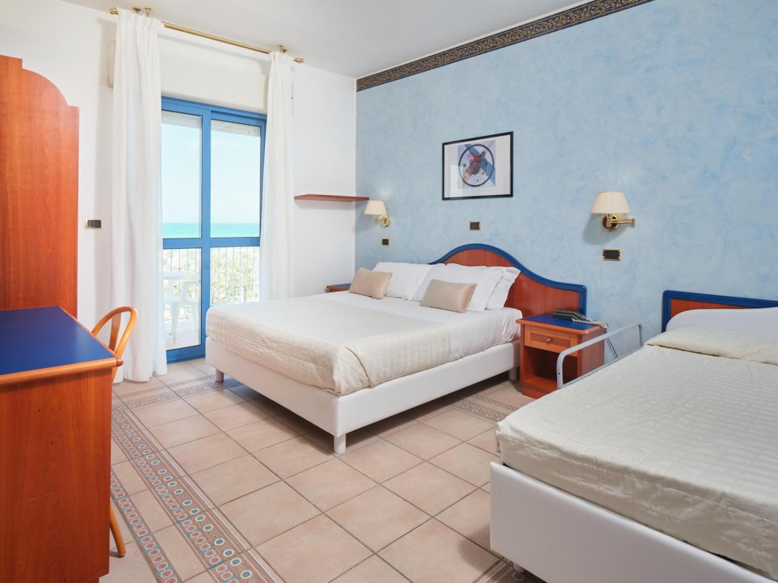 Hotel Ascot Риччоне Екстер'єр фото