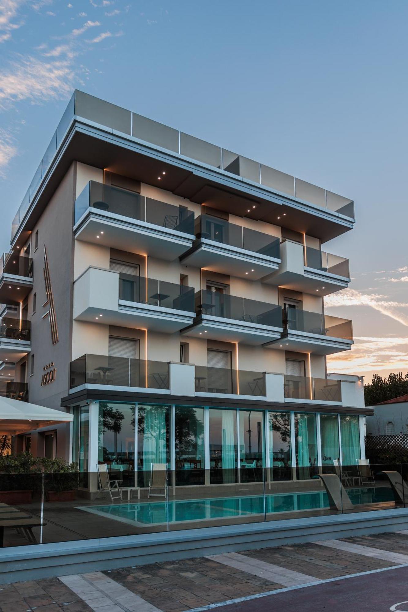 Hotel Ascot Риччоне Екстер'єр фото